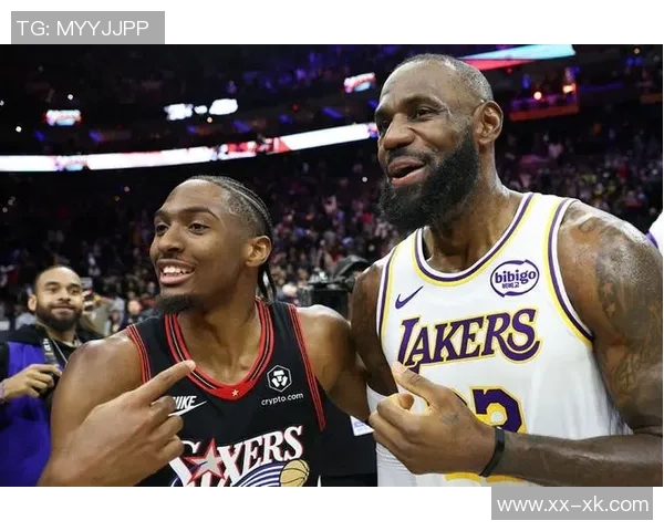 詹姆斯盛赞马克西热爱比赛称过去夏天共同训练收获颇丰